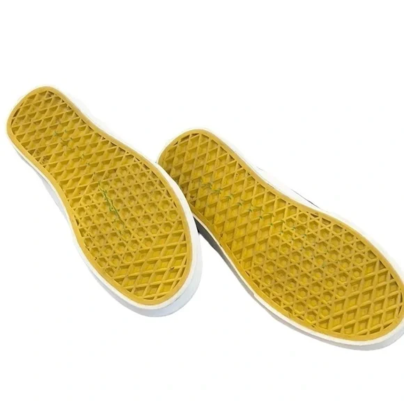 Vans Harry Potter Hufflepuff Slip-On Shoes Unisex Black Canvas Everyday - Picture 5 of 6